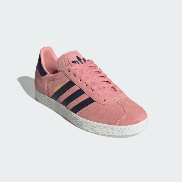 Shop Adidas Gazelle 粉光/極光黑/核心白 JH5388