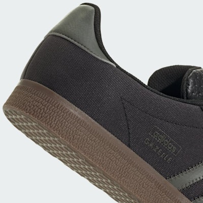 adidas Gazelle GTX 'Core Black' JR2727 1