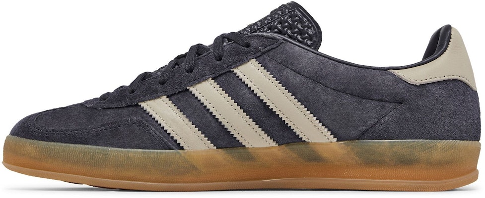 阿迪达斯 Gazelle 室内版 '传奇墨蓝' IH7501 Lookbook 阿迪达斯 Gazelle 室内版 '传奇墨蓝' IH7501
