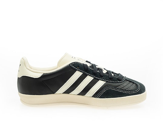 adidas Gazelle Indoor Kasut Sukan JQ8385 Shop adidas Gazelle Indoor Kasut Sukan JQ8385