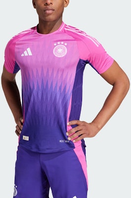 adidas 德國 2024 客場正版球衣 漸層紫紅 足球衣 IP8166 Shop adidas 德國 2024 客場正版球衣 漸層紫紅 足球衣 IP8166
