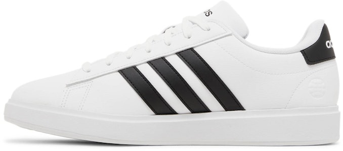 adidas Grand Court 2.0 'Putih Hitam' GW9195 Lookbook adidas Grand Court 2.0 'Putih Hitam' GW9195