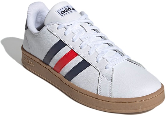 阿迪达斯 Grand Court '主动红' EE7888 Lookbook 阿迪达斯 Grand Court '主动红' EE7888