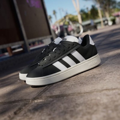 Adidas Grand Court Alpha Hitam/Putih Awan/Putih Krem JH7235 Sizing Adidas Grand Court Alpha Hitam/Putih Awan/Putih Krem JH7235