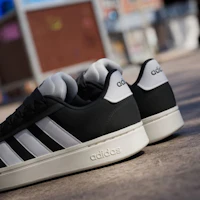 Cheap Adidas Grand Court Alpha 黑色/白色/米白 JH7235