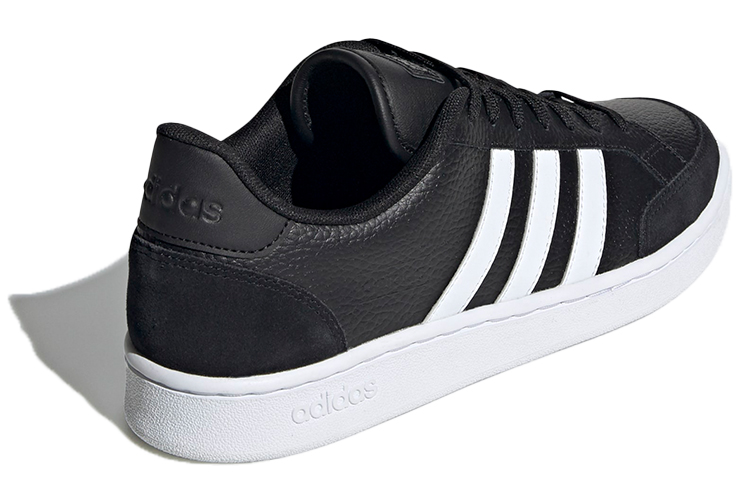 Shop 아디다스 그랜드 코트 SE '블랙 화이트' FW6690