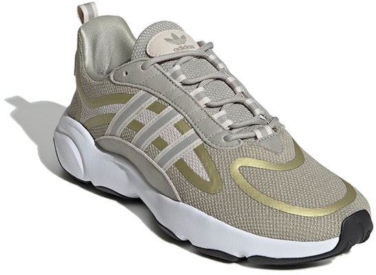 阿迪达斯 Haiwee '芝麻金属金' EG9074 Lookbook 阿迪达斯 Haiwee '芝麻金属金' EG9074