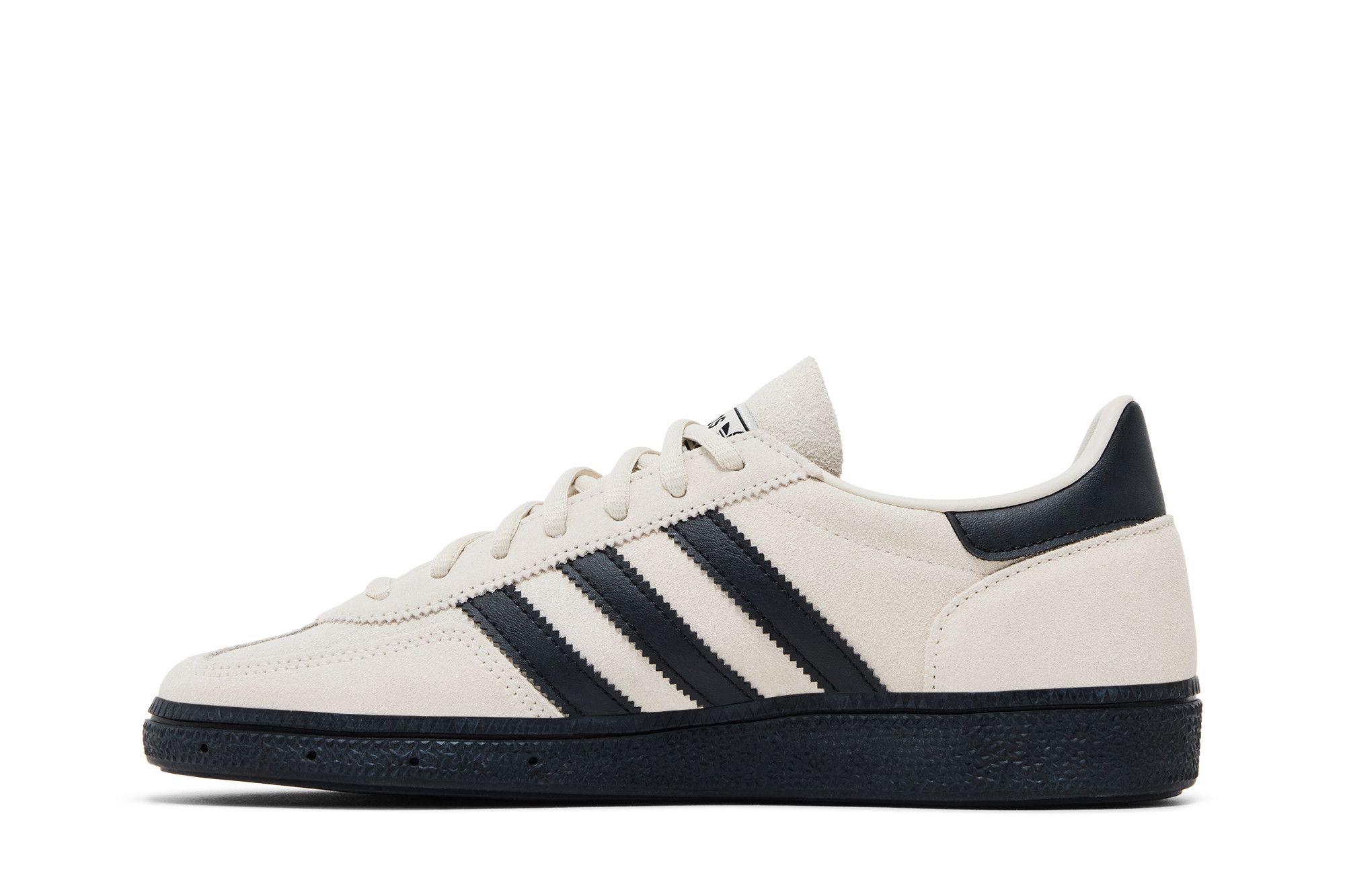 Shop adidas Handball Spezial ''Aluminium Hitam'' JR3667