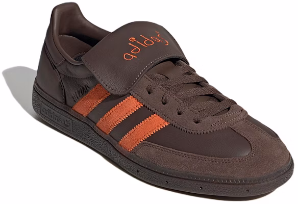 阿迪达斯Handball Spezial '棕色大学橙' HP6694 Lookbook 阿迪达斯Handball Spezial '棕色大学橙' HP6694