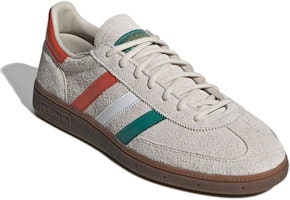 adidas Handball Spezial 'St. Patrick's Day - Coklat Muda' DB3570 Lookbook adidas Handball Spezial 'St. Patrick's Day - Coklat Muda' DB3570