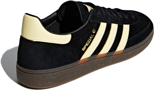 adidas Handball Spezial 'Hari St. Patrick - Hitam' BD7621 Shop adidas Handball Spezial 'Hari St. Patrick - Hitam' BD7621