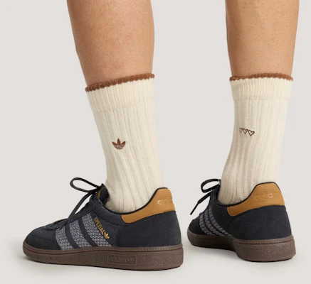 ADIDAS HANDBALL SPEZIAL Kasut Santai HP7131 Purchase ADIDAS HANDBALL SPEZIAL Kasut Santai HP7131