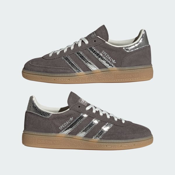 Sizing (W) Adidas Handball Spezial Sepatu Charcoal/Silver Metallic/Gum. HQ0268