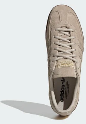 adidas Handball Spezial Sneakers Khaki Drie/Khaki Drie/Beige KJ2401 Lookbook adidas Handball Spezial Sneakers Khaki Drie/Khaki Drie/Beige KJ2401