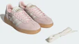 Sizing (W) 阿迪达斯 Handball Spezial 运动鞋 沙粉色/米白色/生胶 KK2785