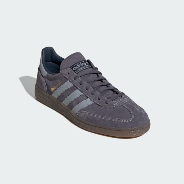 Purchase Adidas Handball Spezial Aurora Onix/Halo Silver/Gum Kasut Sukan Retro. IH9760