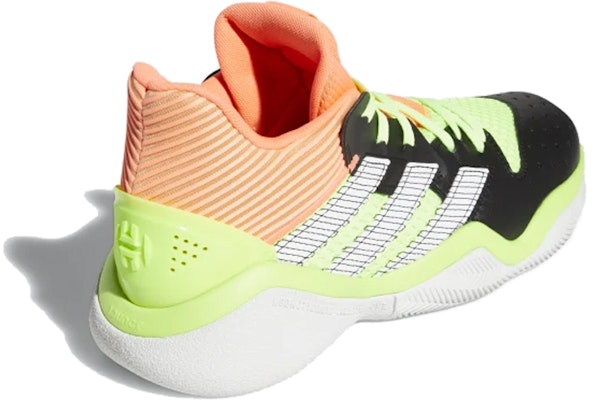 adidas Harden Stepback 'Signal Coral' dalam Bahasa Melayu. EF9890 Lookbook adidas Harden Stepback 'Signal Coral' dalam Bahasa Melayu. EF9890