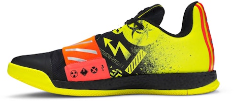 阿迪达斯 哈登Vol.3 '警告' 运动鞋 FV2592 Lookbook 阿迪达斯 哈登Vol.3 '警告' 运动鞋 FV2592