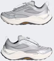 Sizing adidas Holo Peak 黑色/鐵灰/白色 KK2240