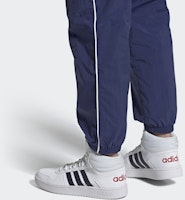 愛迪達 neo Hoops 2.0 中筒 白黑紅 Sizing 愛迪達 neo Hoops 2.0 中筒 白黑紅