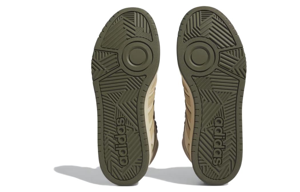 Shop 阿迪达斯 Hoops 3.0 中帮冬季 '魔幻米色' IG7929