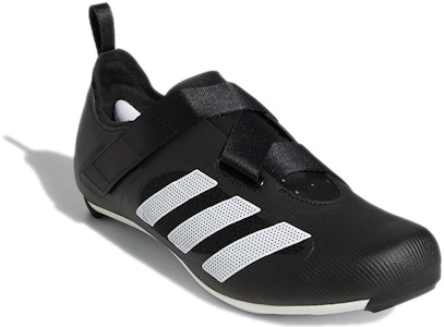 阿迪达斯室内骑行鞋'核心黑白' GX6544 Lookbook 阿迪达斯室内骑行鞋'核心黑白' GX6544