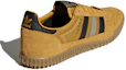 Shop adidas originals Indoor Super 防滑耐磨 低筒休閒板鞋 黃黑