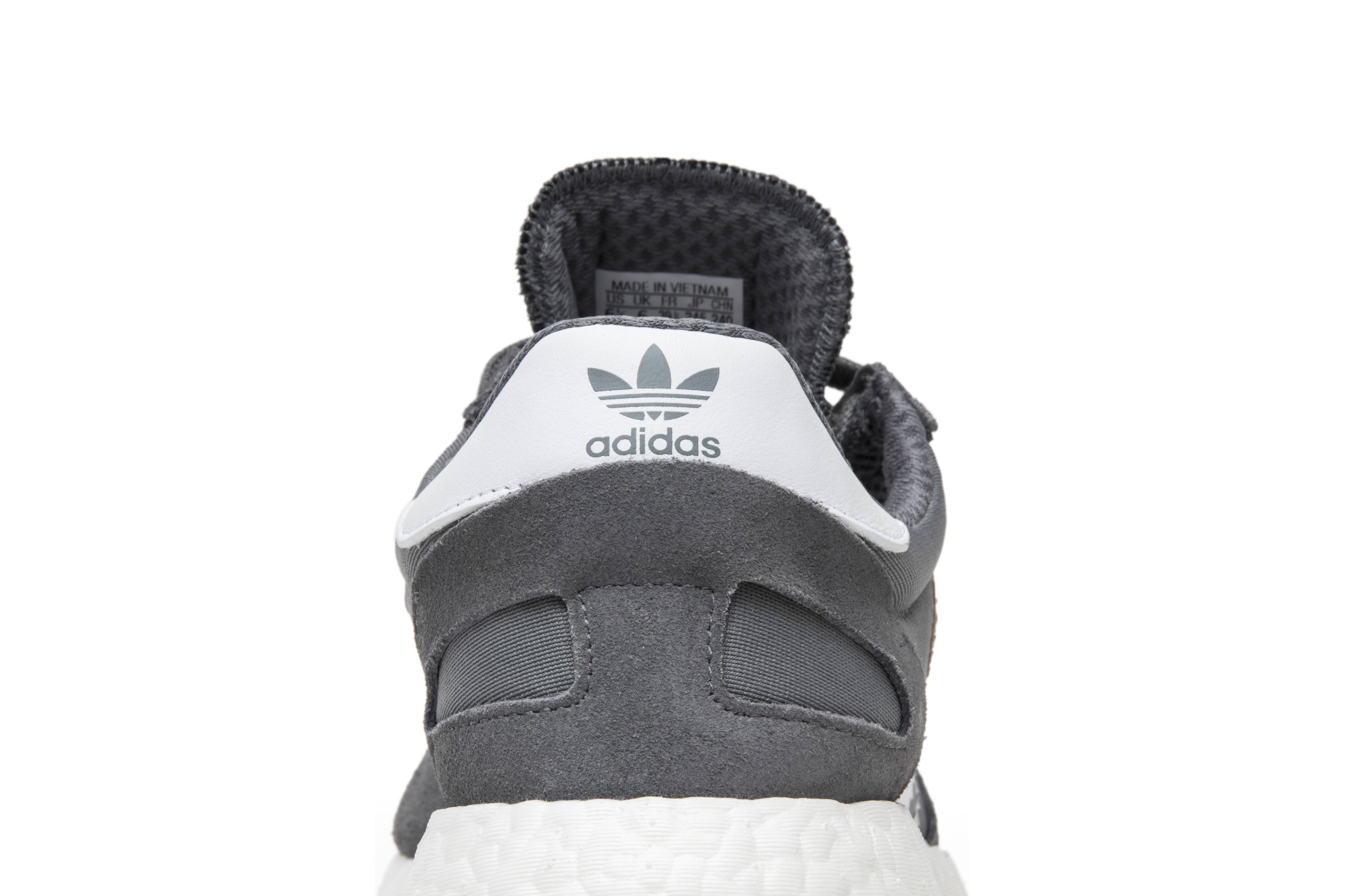 Sizing adidas Iniki Runner 'Vista Grey' BB2089 - Warna Kelabu Vista