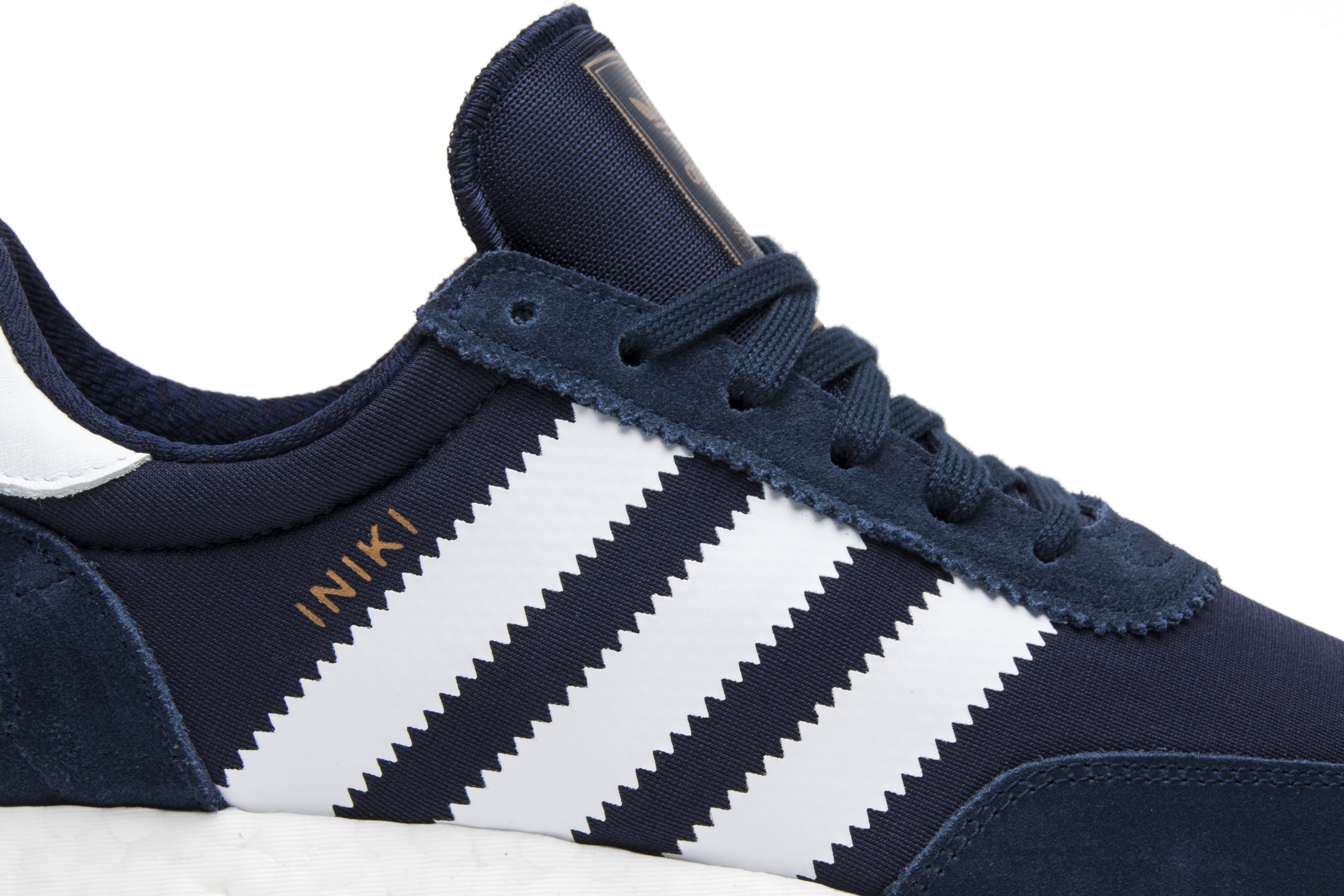 Order adidas Iniki Runner Collegiate Navy BB2092 - Biru Laut Kolej