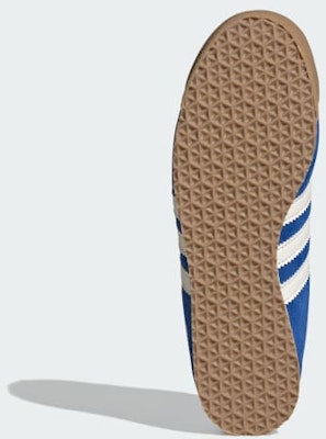 Adidas Italia 70s Vintage Sneakers Royal Blue/Cream White/Silver Metallic JQ6930 Lookbook Adidas Italia 70s Vintage Sneakers Royal Blue/Cream White/Silver Metallic JQ6930