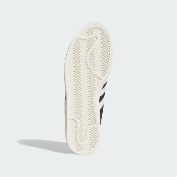 Shop 아디다스 자바 로 로우탑 스니커즈 코어 블랙/클라우드 화이트/오프 화이트 JQ4427