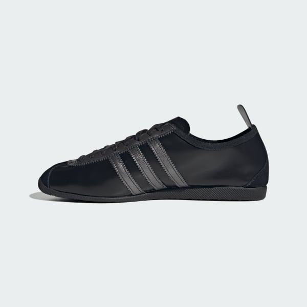 Details for adidas Japan Exclusive Release Core Black/Core Black/Iron Metallic KI0011