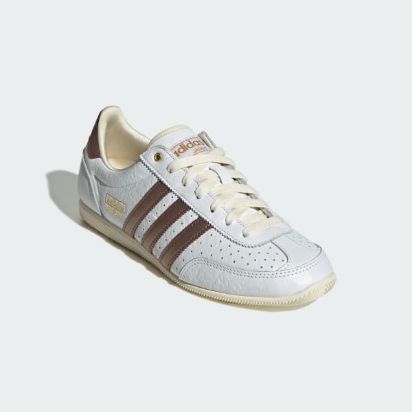 Shop (W) Adidas Jepang Eksklusif Sneakers Putih/Akik Coklat/Putih Krim JQ9025