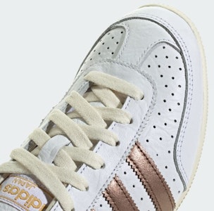 (W) Adidas 日本限定運動鞋 雲白/經典棕/奶白 JQ9025 Cheap (W) Adidas 日本限定運動鞋 雲白/經典棕/奶白 JQ9025