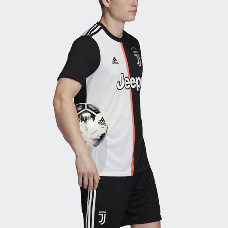 Sizing adidas 尤文圖斯主場球衣足球T恤 DW5455