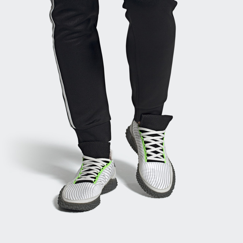 Sizing 아디다스 카만다 '화이트 코어 블랙' EE7077 EE7077