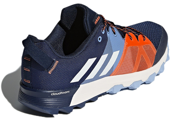 Shop adidas Kanadia 8.1 Trail 舒適耐磨戶外鞋 藍色