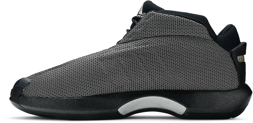 adidas Kobe Playoff 'Black Chrome' Hitam Krom 674344 Lookbook adidas Kobe Playoff 'Black Chrome' Hitam Krom 674344
