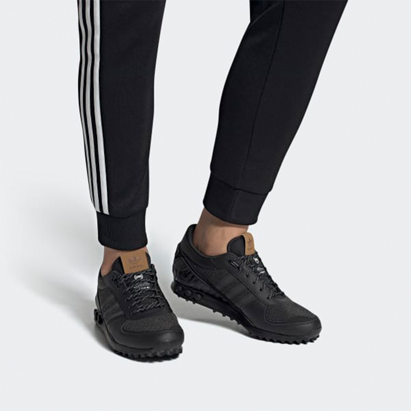 Sizing adidas LA Trainer 2.0 'Negro' FV6646