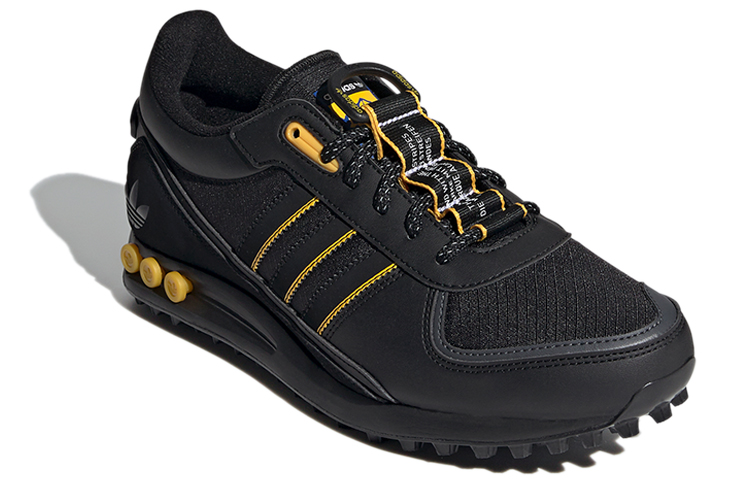 Lookbook adidas LA Trainer 2 ''Nero Oro Collegiate'' GY5355