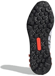 adidas LA Trainer 3 'Putih Solar Merah' GZ2677 Details for adidas LA Trainer 3 'Putih Solar Merah' GZ2677