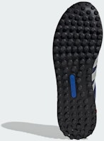 アディダス LA トレーナー OG スニーカー ダークブルー/シルバーメタリック/オフホワイト JR7171 Lookbook アディダス LA トレーナー OG スニーカー ダークブルー/シルバーメタリック/オフホワイト JR7171