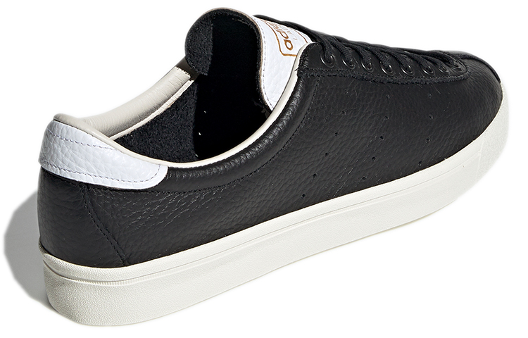 Shop adidas originals Lacombe 舒適透氣 耐磨休閒板鞋 炭黑
