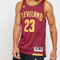 Adidas LeBron James Cleveland Cavaliers Jersi Bola Keranjang Tank Merah A61199 Shop Adidas LeBron James Cleveland Cavaliers Jersi Bola Keranjang Tank Merah A61199