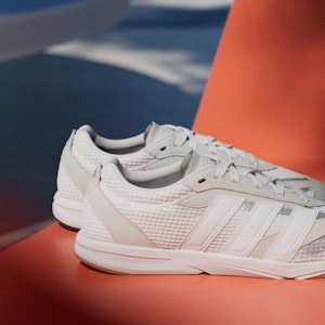 Adidas Lightblaze LP Sepatu Abu-Abu/Putih Cloud/Perak Metalik JS3197 1