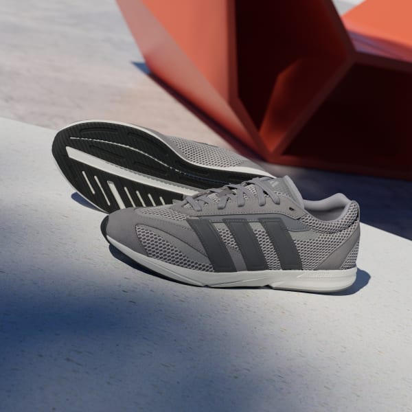 Lookbook 아디다스 라이트블레이즈 LP 신발 그레이 쓰리/그레이 포/그레이 투 JQ1227