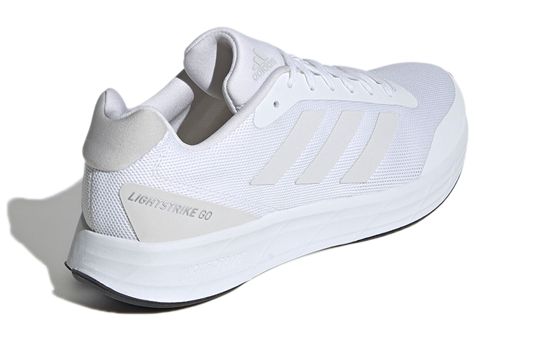 Shop Adidas Lightstrike Go 防滑耐磨 低筒 跑步鞋 男款 白