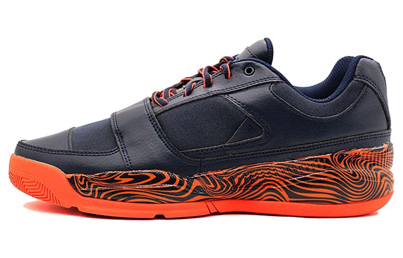 Buy 阿迪达斯Lightswitch低帮篮球鞋'黑橙配色' D69577