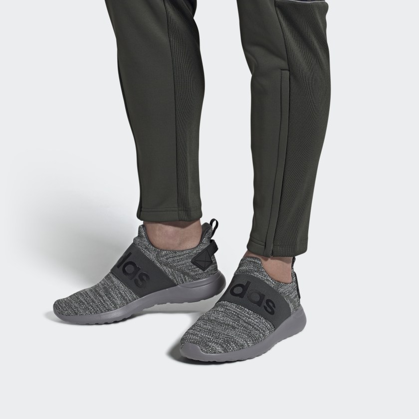 Sizing アディダス ライトレーサー アダプト グレー FY5934