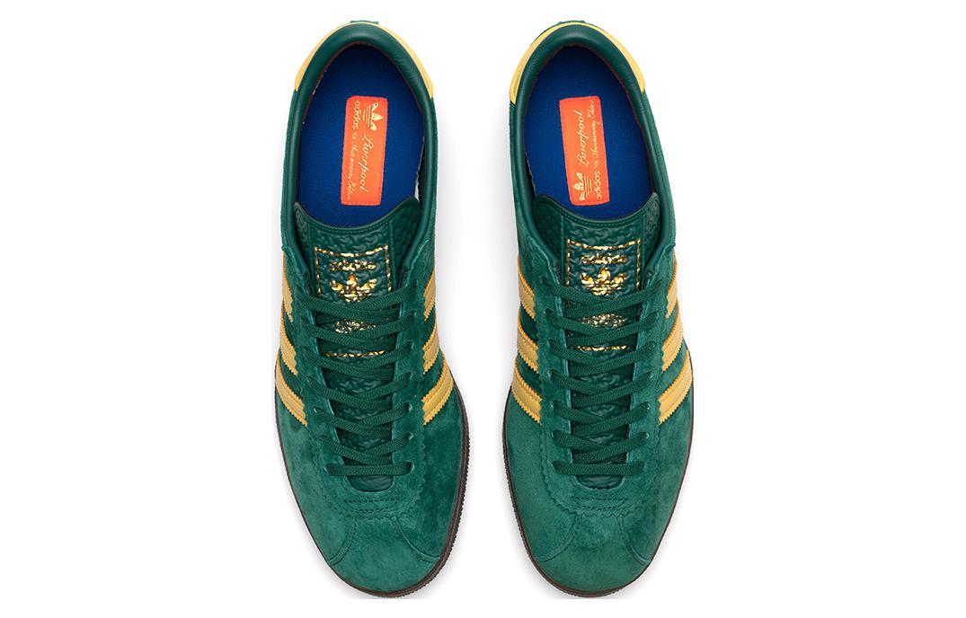 Lookbook adidas Liverpool 'City Series' Sepatu Olahraga FW6374